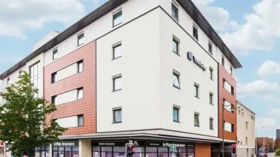 Golf Schools Accommodation - Travellodge Horsham West Sussex